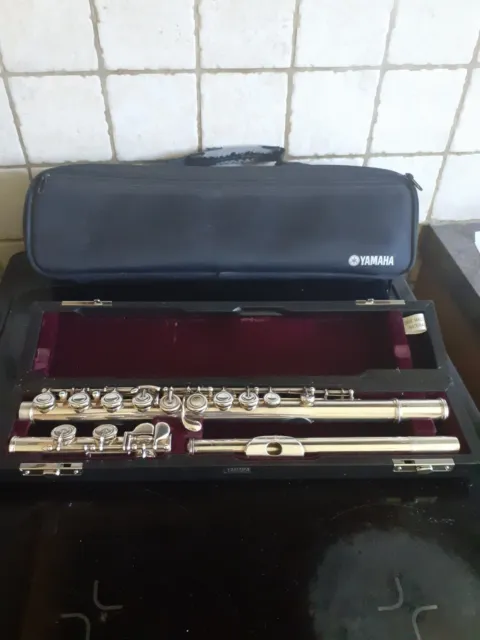 Yamaha Professional  Flute 614