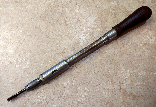 Vintage YANKEE No. 31 North Bros MFG CO Stanley Tools Hand Push Screwdriver USA