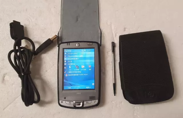 HP iPAQ hx2490b Handheld  PDA Pocket PC Windows Mobile **CHINESE VERSION **