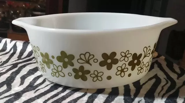 Vintage White Pyrex USA Ovenware 1 1/2 PT. Daisy Spring Blossom Cindarella Bowl