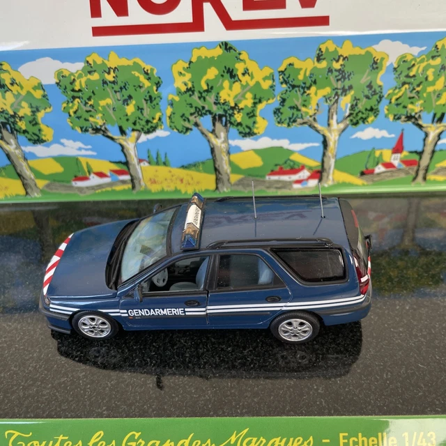 Miniature 1/43ème - RENAULT LAGUNA 1 break RXE 2.0 16V - 1998