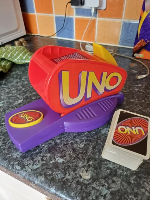 Original Uno Extreme Electronic Rapid Fire Card Dispenser with Cards Mattel 1998