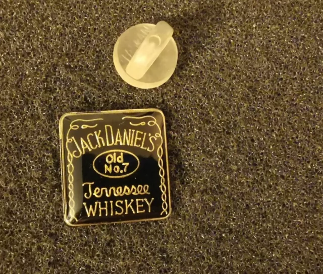 Pin's Jack Daniel's alcohol Alcool boisson drink Whisky   - Pin Pins L19