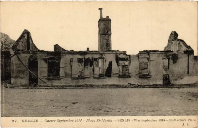 CPA AK Militaire - Senlis - Place St-Martin - Ruines (696413)