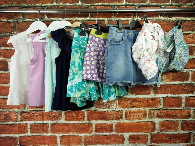 GIRLS BUNDLE AGE 5-6 MINI BODEN NEXT FAT FACE etc TOPS SKIRTS HATS SUMMER FLORAL