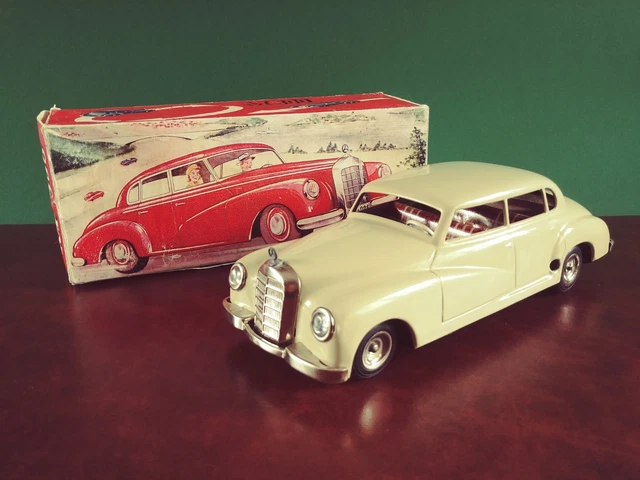 JNF MERCEDES BENZ 300 'Adenauer' Voiture En Fer Blanc Fabriquée En
