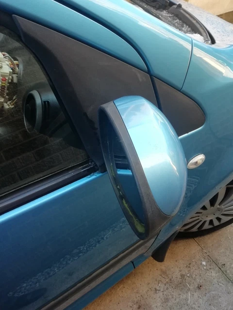 Peugeot 107 2005-2014 Manual Cable Wing Door Mirror Primed Drivers
