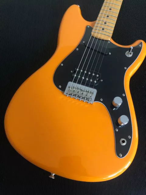 Fender Duo Sonic guitar - Capri orange 2