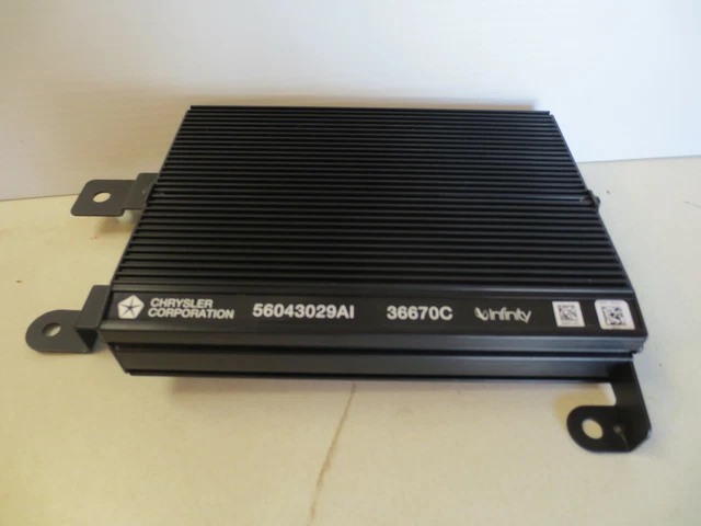 NEW OEM Dodge Durango Infinity Amp Amplifier 56043029AI w/ Bracket 56043029