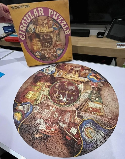 Gibsons Puzzle „There Is No Planet B“ | 500 Teile, Rund, 49 Cm – Klima-Motiv, Inkl. Poster