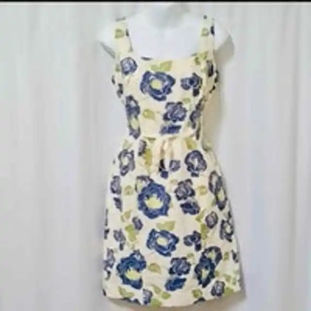 VINTAGE MOSCHINO Floral Embroidered Dress. Made in Italy, Women's Size 10