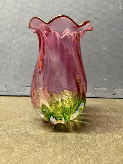 Vase En Cristal De Murano Col Corolle  , Ancien . Soufflé  À La Bouche