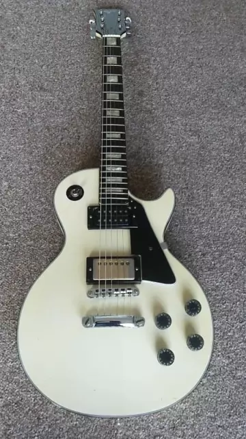 Vintage White Hondo II Les Paul Type Guitar. Tuned, nice - Korea/Japan 70s/80’s