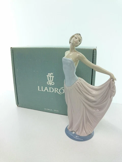 Lladro #146 Dancing Girl Figurine Pink