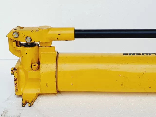ENERPAC P80 Hydraulic Hand Pump Two Speed, 10000 PSI / 700 Bar # 1 3