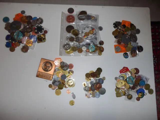 Medaillen Fahrchips Jetons Münzen Konvolut Sammlung ca. 2,5 kg  ca. 250 Stück