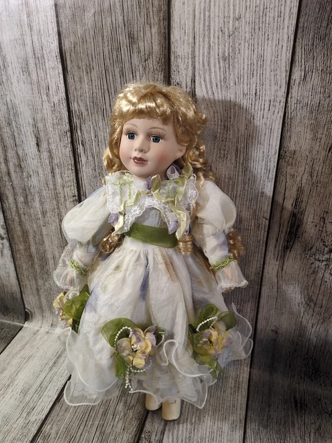 Ancienne Poupée En Porcelaine – 50 Cm, Fille, Taïwan, Occasion