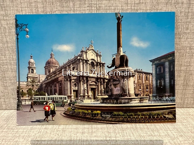 CARTOLINA CATANIA Piazza Con Fontana