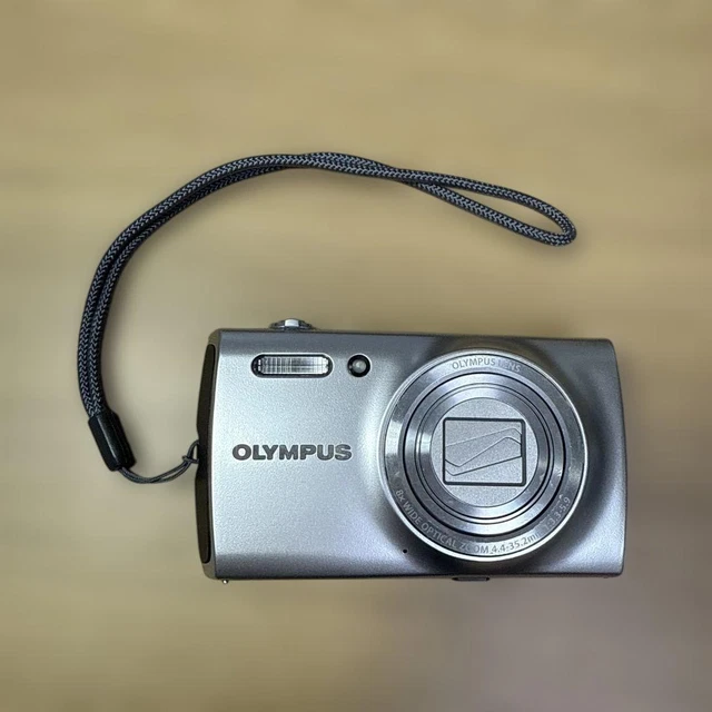 OLYMPUS VH-510 DIGITAL Camera 12MP 8x Optical Zoom Silver