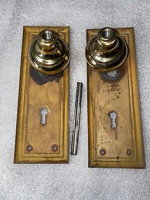Door Set Of 2 Backplates And 2 Doorknobs With Threaded Spindle NOUVEAU PATTERN 3