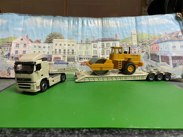 Trattore Volvo In Scala 1/50 – Cararama HTC – Modellino Da Collezione Per Bambini E Appassionati