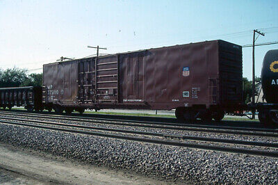Railroad Slide - Missouri Union Pacific #375110 Box Car 1988 Elmhurst Illinois