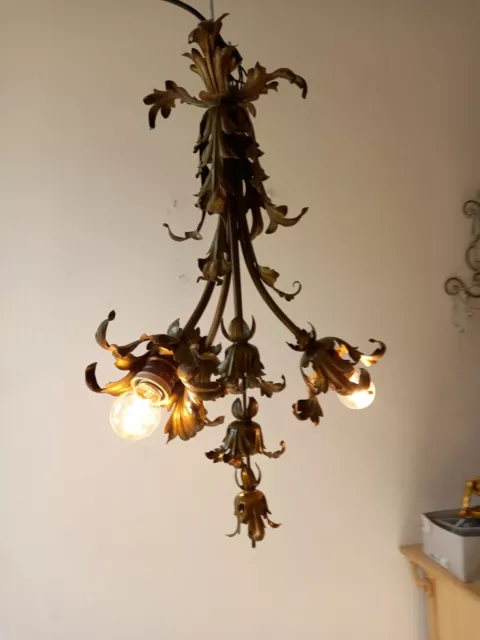 Particolare lampadario vintage ferro battuto foglia d'oro Old Chandelier Lustre