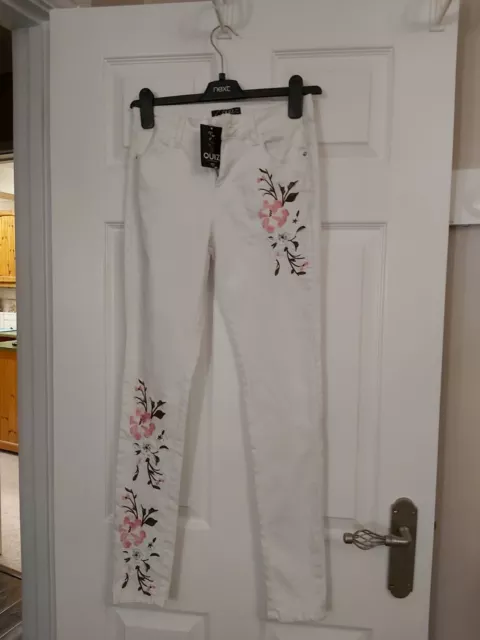 Quiz sales embroidered jeans