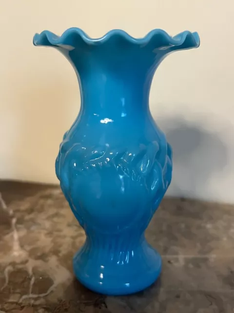 ancienne opaline de foire bleue vase décor feuilles et épis de maïs  fin 19ème