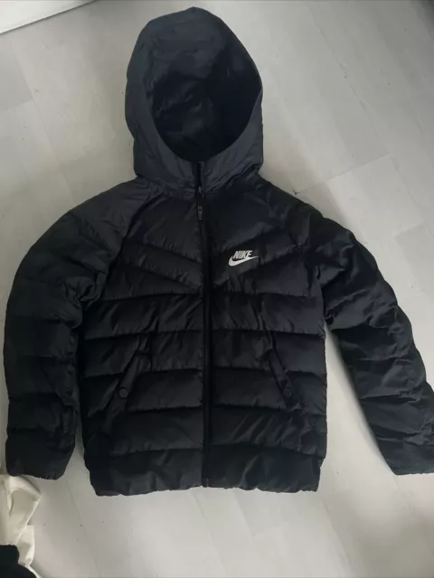 Boys Nike Puffa Coat Jacket Size Small Age 8-10yrs