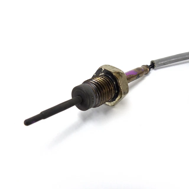 VW PASSAT B8 Skoda Superb 3V temperature sensor temperature sensor flue