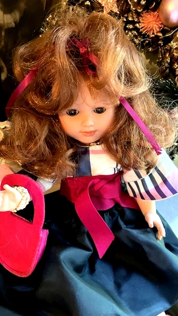 poupée neuve siblies élizabeth ruby red fashion friends