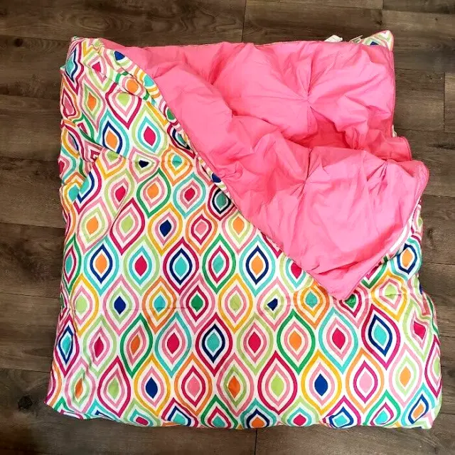 Pottery Barn PBTeen Hot Pink Bright Multicolor Geo Sleeping Bag Carry w Strap