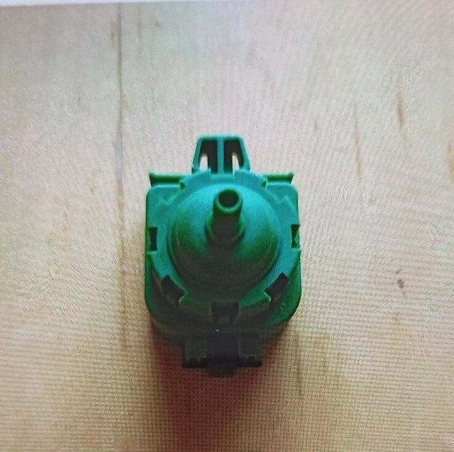 Druckschalter grün für Hotpoint WMF940P UK R Waschmaschine 16002689101