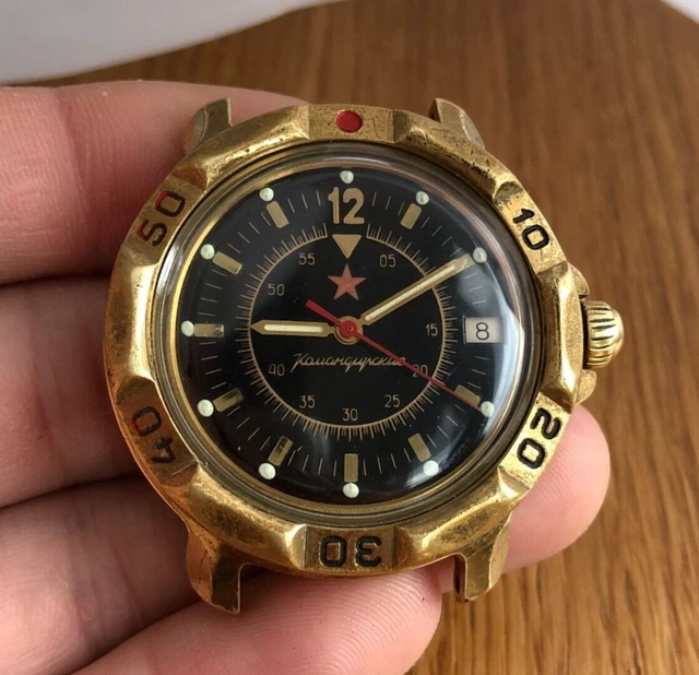Montre Vintage Vostok Komandirskie – Mécanique Manuelle – 17 Rubis – Cadran Noir – Sans Bracelet