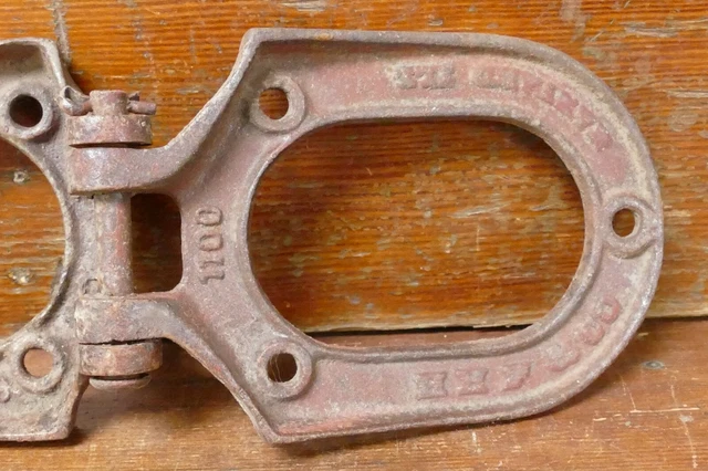 Vintage Antique HHF & Co Harvard IL Cast Iron Horseshoe Style Barn Door Hinges 8