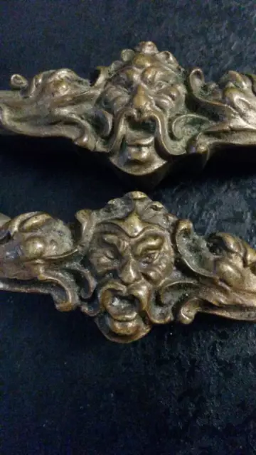 Belle Paire Poignees De Tiroirs Bronze Neptune Et Dauphins France Xix Em Siecle