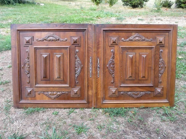 PORTES ANCIENNES BUFFET, Placard .., NOYER MASSIF . Bon état. boiserie
