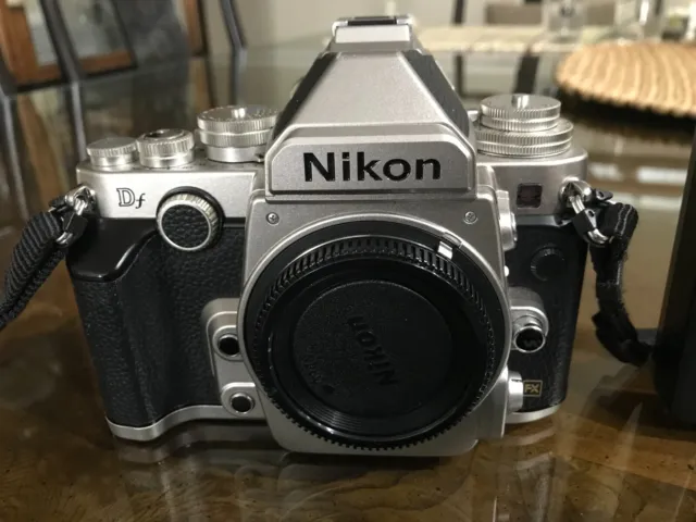 Nikon Df 16.2 MP Digital SLR Camera - Silver Body SC 6455 Mint Serial# 3005050