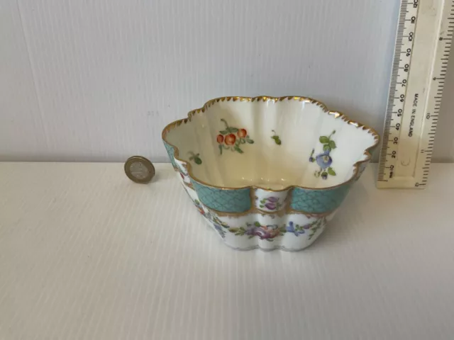 Rare Vintage Dresden  Germany Sugar Bowl  Lovely Shape Fine China 3