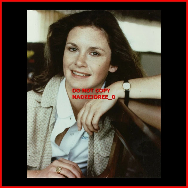 Stephanie Zimbalist 8X10 Photo