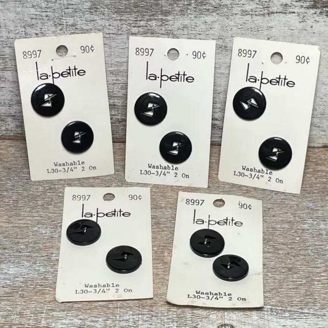 Le Bouton Brown 3/4 4-Hole Buttons, 4 Pieces, 100% Urea