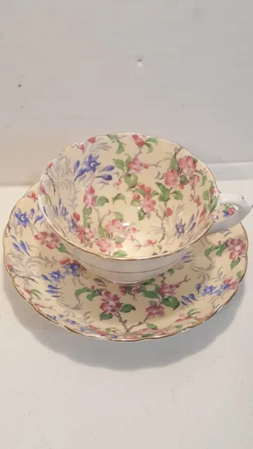 Vintage Tuscan Chintz? Floral England Fine Bone China Tea Cup & Saucer