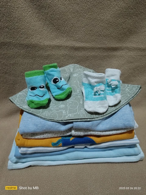 🌻baby clothes 0-3 months bundle