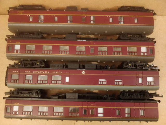 Rake of 4 Hornby & Bachmann BR mk1 - 00 gauge coaches - China Made 3