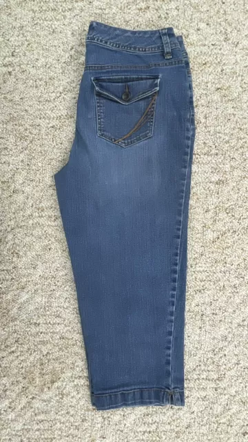 Sonoma Denim Stretch Women's Capris Jeans  Size 10, (Waist 30")