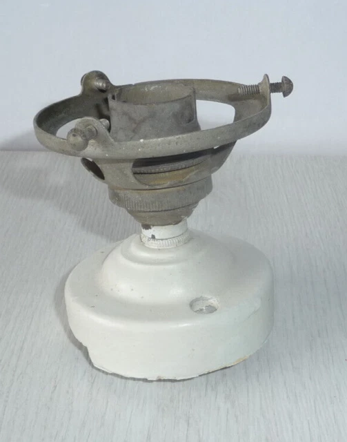 ancienne applique murale,porcelaine, baïonnettes, douille & support globe laiton