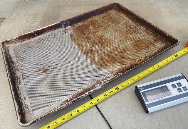 Sheet Pan 44699 Chicago Metallic .081" Perforated Aluminum 16-ga 26x18x1 3.5 lbs