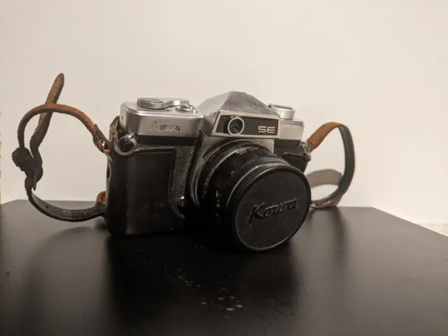 Kowa SE 35mm Film Slr Camera W/ 50mm F/1.9 Lens