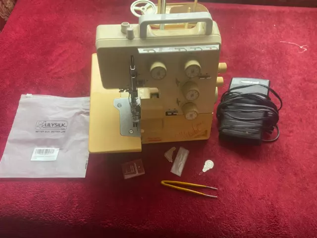 Bernina Bernette  004-D funlock Overlock Serger Sewing Machine, Switzerland